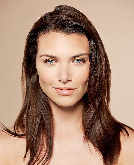 Whether you want a subtle shimmer or intense color, your lips will love this homemade gloss.